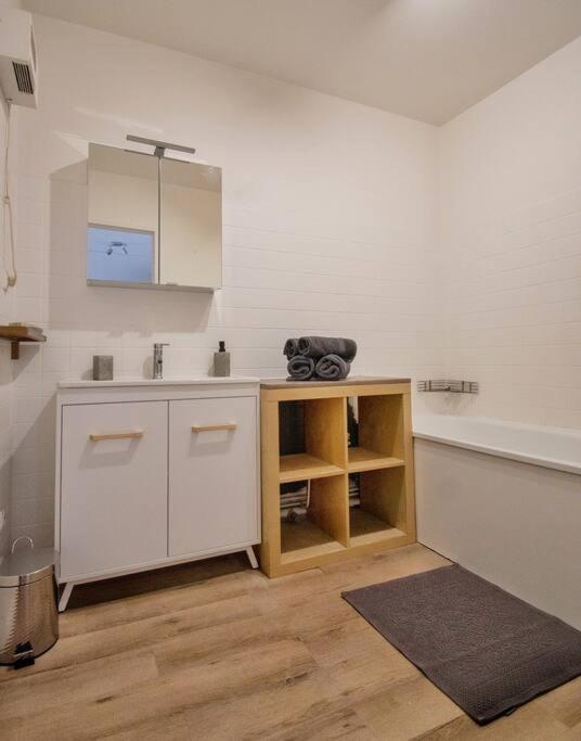 Joli T2 Lumineux Avec Balcon Et Wifi - Proche Cv Leilighet Aix-en-Provence Eksteriør bilde